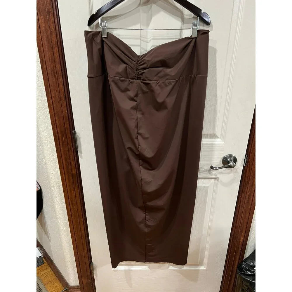 SKIMS nwt signature